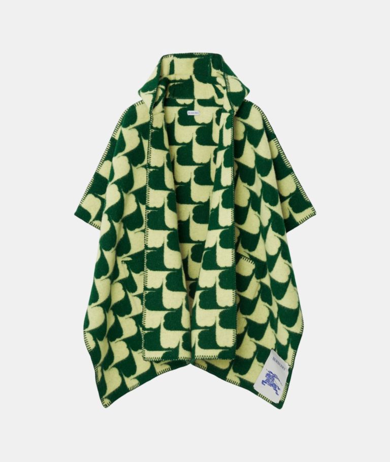 F7 apparel - Burberry BURBERRY EXCLUSIVE Wool Check B Blanket Cape